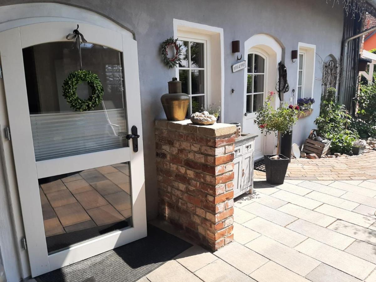 Altes Gewoelbe Mit Sauna Und Whirlpool Im Aussenbereich Elsterheide 外观 照片